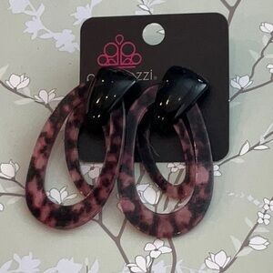 ❄️ Paparazzi | Black and Pink Oval Earrings Shabby Chic Date Night